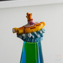 Load image into Gallery viewer, Beatles Yellow Submarine Lava Lamp Restoration with Yellow Wax and Blue Fluid
